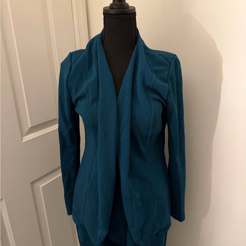 Elegant Teal Women's pant suit